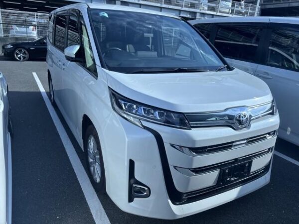 Ref:AUX-19629599 TOYOTA NOAH 2022 - Image 3