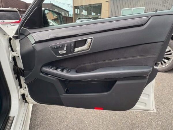 Ref:AUX-19629607 MERCEDES BENZ E-CLASS STATIONWAGON 2015 - Image 8