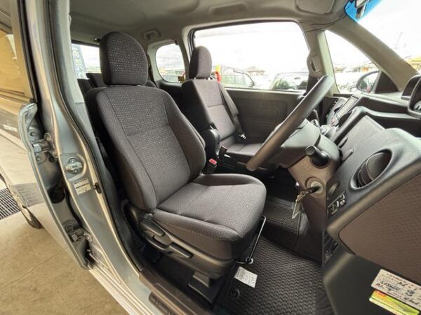 Ref:AUX-19642769 TOYOTA SPADE 2015 - Image 12