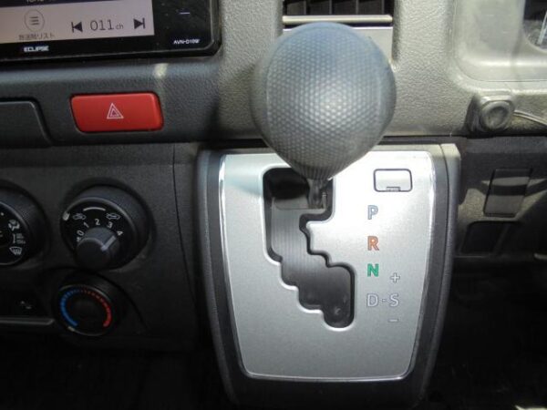 Ref:AUX-19644736 TOYOTA HIACE VAN 2021 - Image 16