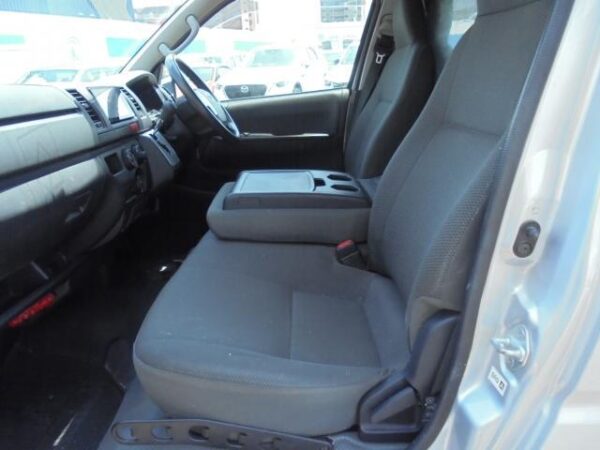 Ref:AUX-19644736 TOYOTA HIACE VAN 2021 - Image 6