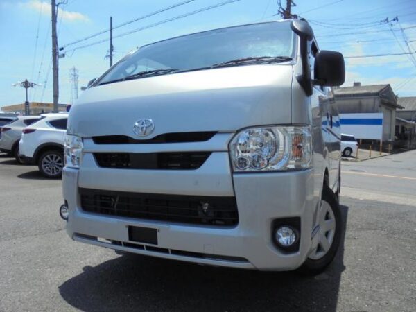 Ref:AUX-19644736 TOYOTA HIACE VAN 2021