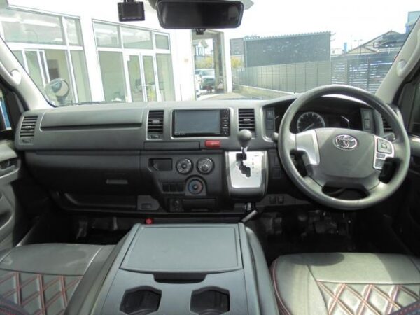 Ref:AUX-19644784 TOYOTA HIACE VAN 2022 - Image 18