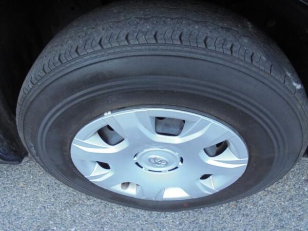 Ref:AUX-19644784 TOYOTA HIACE VAN 2022 - Image 9