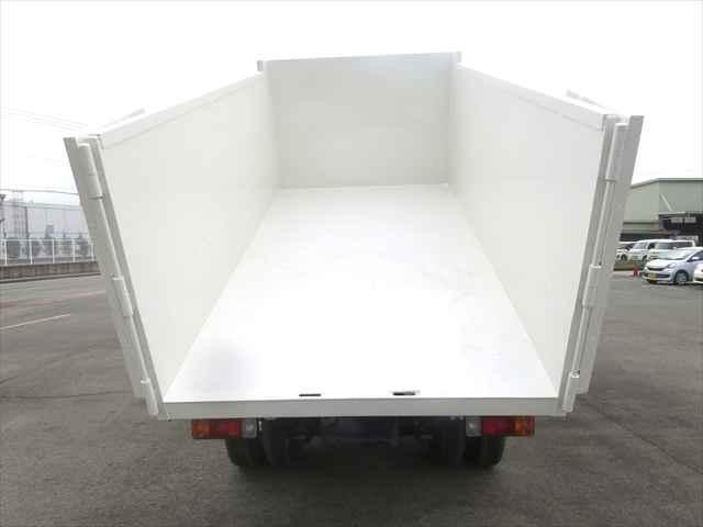 Ref:AUX-19644810 HINO DUTRO 2024 16 Ref:AUX-19644810 HINO DUTRO 2024 - Image 16