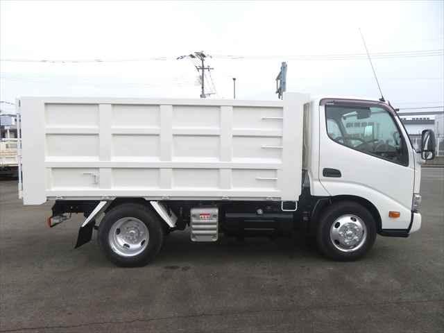 Ref:AUX-19644810 HINO DUTRO 2024 5 Ref:AUX-19644810 HINO DUTRO 2024 - Image 5