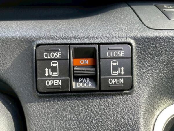 Ref:AUX-19648425 TOYOTA SIENTA 2019 - Image 17