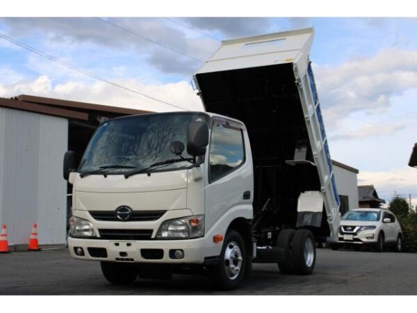 Ref:AUX-19648638 HINO DUTRO 2014
