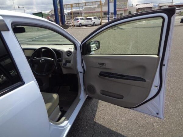 Ref:AUX-19648710 DAIHATSU MIRA E:S 2013 - Image 20
