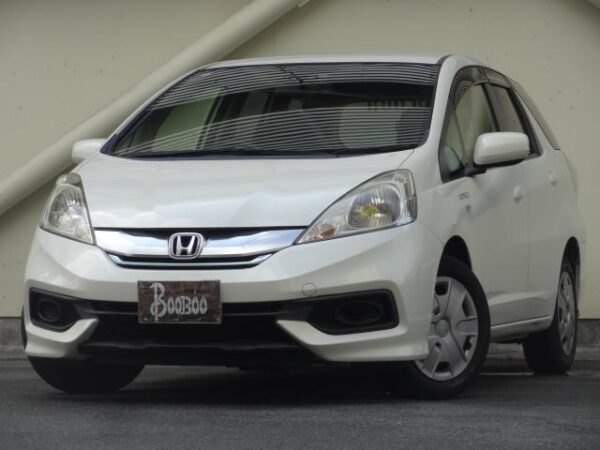 Ref:AUX-19648847 HONDA FIT SHUTTLE HYBRID 2014