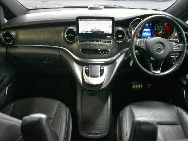 Ref:AUX-19652391 MERCEDES BENZ V-CLASS 2022 - Image 2