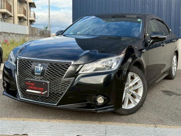 Ref:AUX-19655685 TOYOTA CROWN 2015