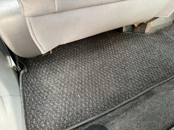 Ref:AUX-19656049 TOYOTA PRIUS ALPHA 2013 - Image 18