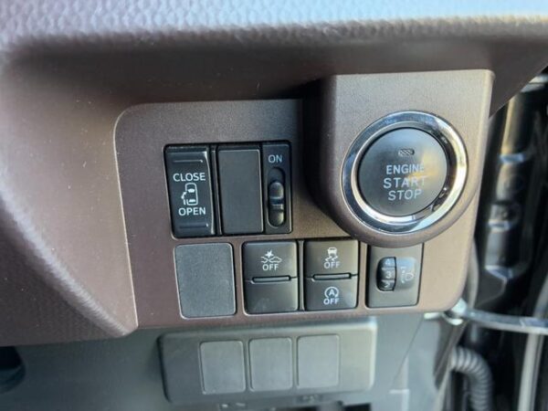 Ref:AUX-19656171 TOYOTA TANK 2017 - Image 16