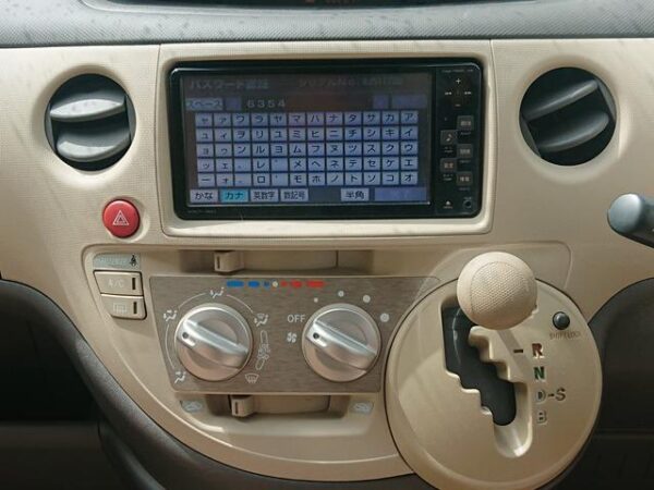 Ref:AUX-19658007 TOYOTA SIENTA 2012 - Image 9