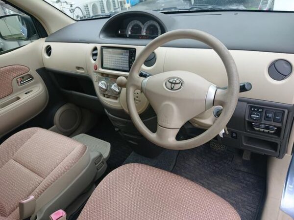 Ref:AUX-19658007 TOYOTA SIENTA 2012 - Image 10