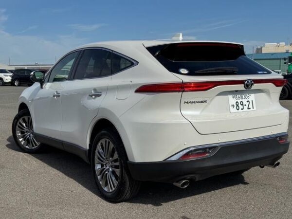 Ref:AUX-19660005 TOYOTA HARRIER 2021 - Image 2