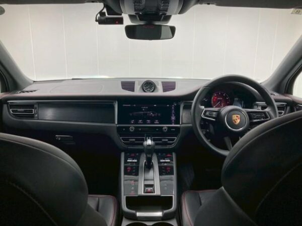 Ref:AUX-19660677 PORSCHE MACAN 2023 - Image 3