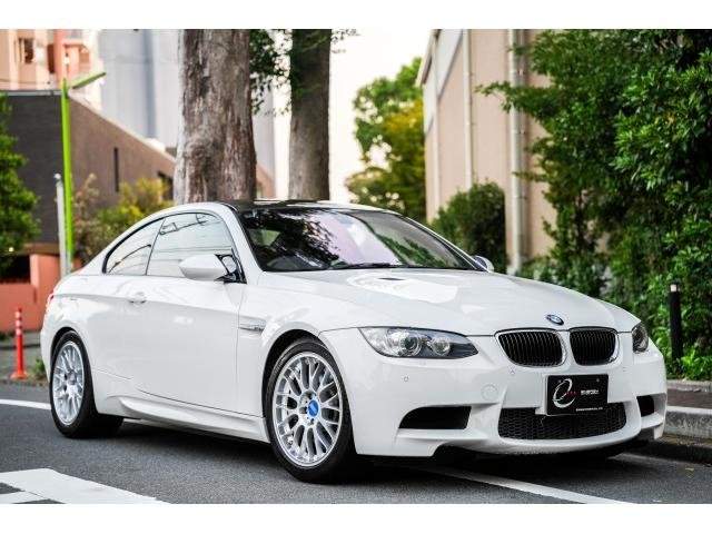 Ref:AUX-19660803 BMW M3 2010