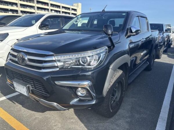 Ref:AUX-19660900 TOYOTA HILUX 2018