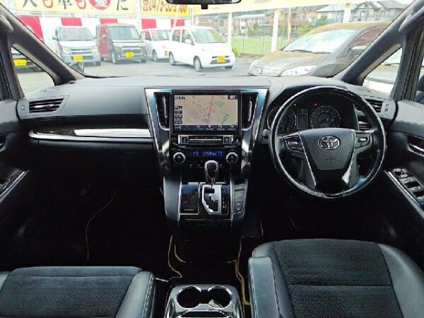 Ref:AUX-19660909 TOYOTA VELLFIRE 2017 - Image 3