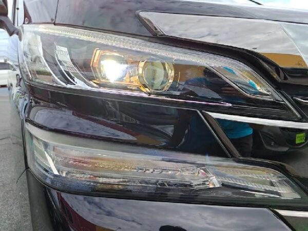 Ref:AUX-19660909 TOYOTA VELLFIRE 2017 - Image 9