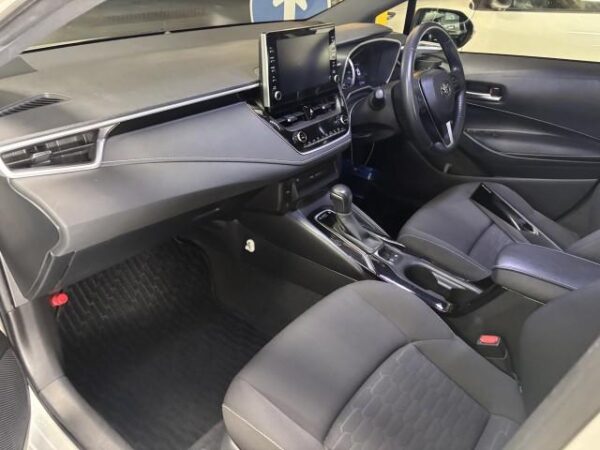 Ref:AUX-19660915 TOYOTA COROLLASPORT 2020 - Image 3