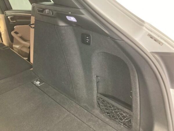 Ref:AUX-19660962 PORSCHE MACAN 2023 - Image 12
