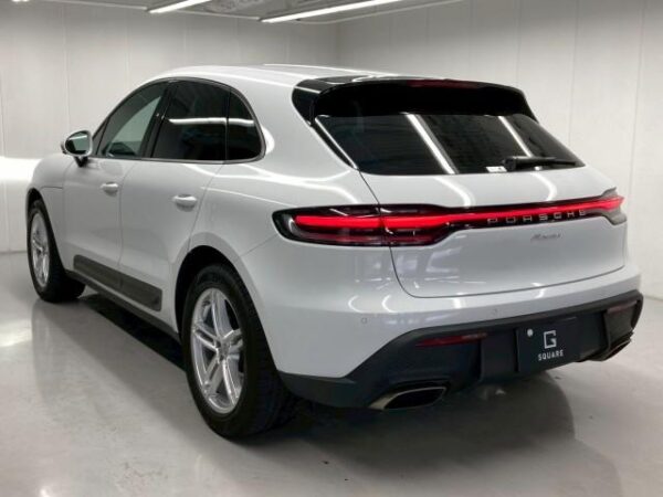 Ref:AUX-19660962 PORSCHE MACAN 2023 - Image 9