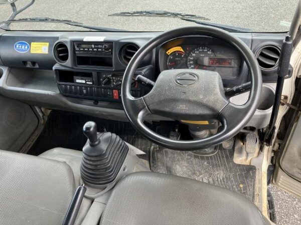 Ref:AUX-19663779 HINO DUTRO 2012 - Image 3