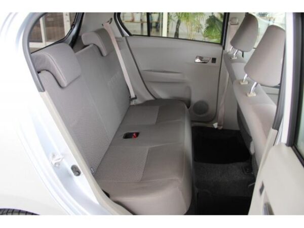 Ref:AUX-19664435 DAIHATSU MIRA E:S 2017 - Image 6