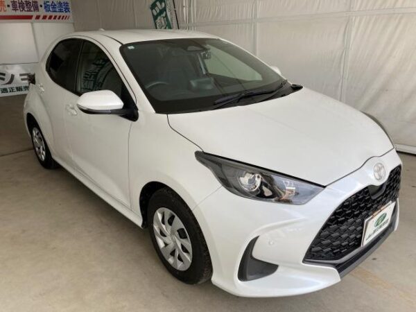Ref:AUX-19664735 TOYOTA YARIS 2024