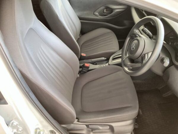 Ref:AUX-19664735 TOYOTA YARIS 2024 - Image 6