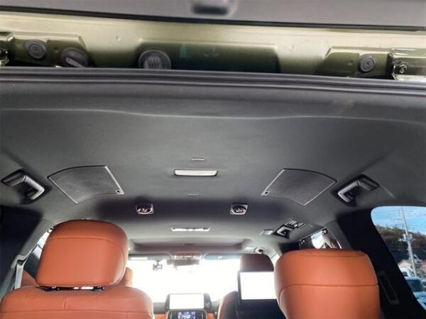 Ref:AUX-19672042 LEXUS LX 2023 - Image 12