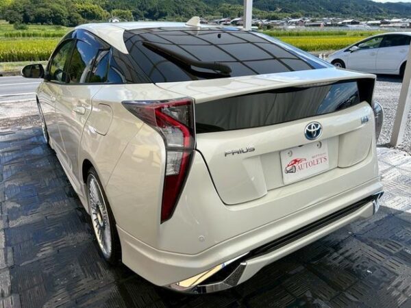 Ref:AUX-19672047 TOYOTA PRIUS 2016 - Image 2