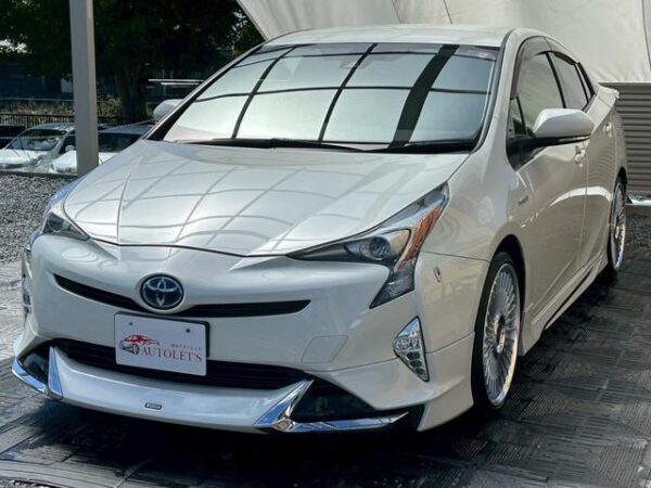 Ref:AUX-19672047 TOYOTA PRIUS 2016
