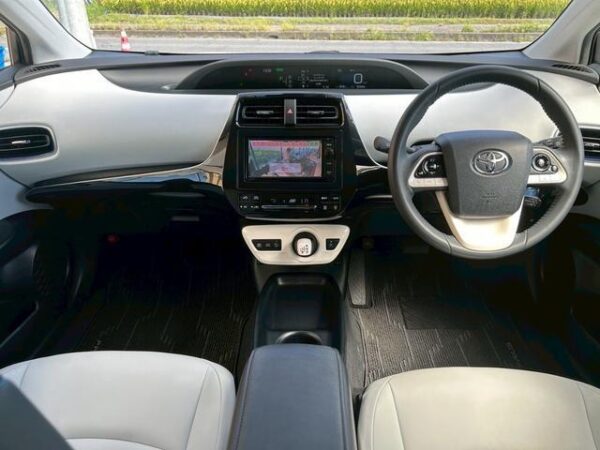 Ref:AUX-19672047 TOYOTA PRIUS 2016 - Image 3