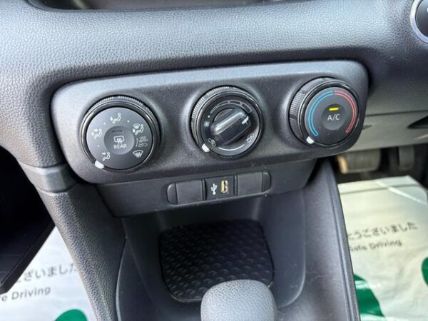Ref:AUX-19672080 TOYOTA YARIS 2022 - Image 8