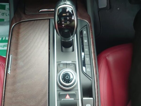 Ref:AUX-19672167 MASERATI LEVANTE 2018 - Image 20