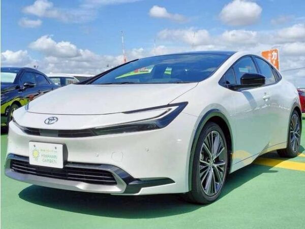 Ref:AUX-19674021 TOYOTA PRIUS 2023
