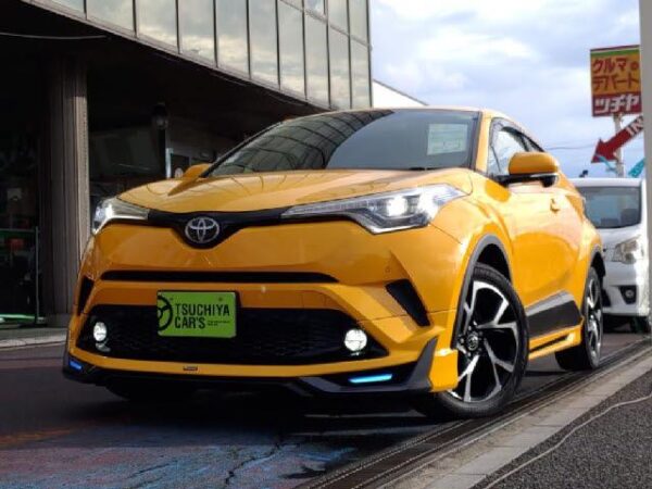 Ref:AUX-19676813 TOYOTA C-HR 2017