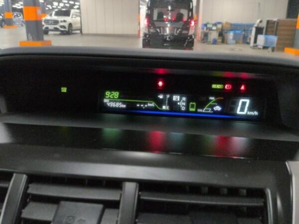 Ref:AUX-19676910 TOYOTA PRIUS ALPHA 2013 - Image 4