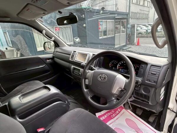 Ref:AUX-19677126 TOYOTA HIACE VAN 2014 - Image 9