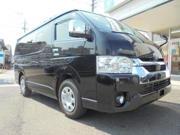 Ref:AUX-19680519 TOYOTA HIACE WAGON 2022 - Image 12