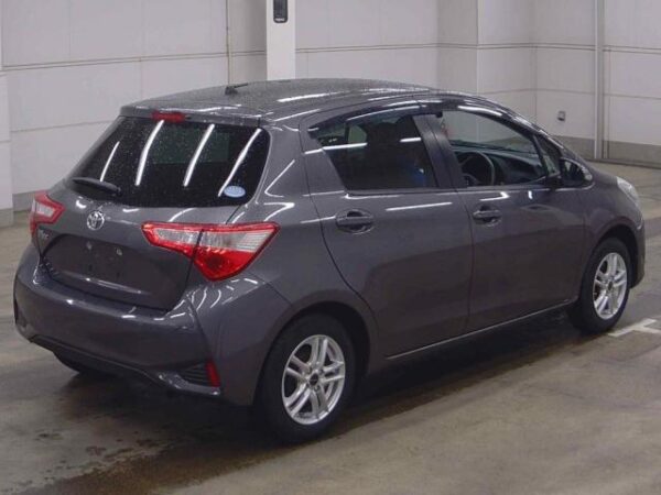 Ref:AUX-19680524 TOYOTA VITZ 2018 - Image 5