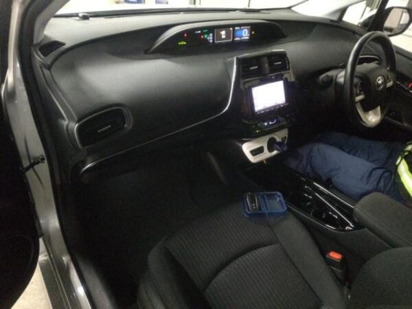 Ref:AUX-19680616 TOYOTA PRIUS 2018 - Image 3