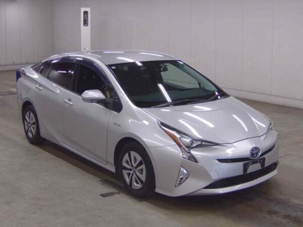 Ref:AUX-19680616 TOYOTA PRIUS 2018