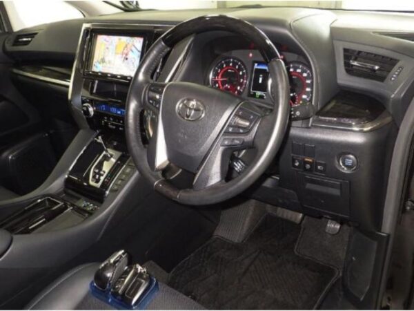 Ref:AUX-19680701 TOYOTA VELLFIRE 2018 - Image 3
