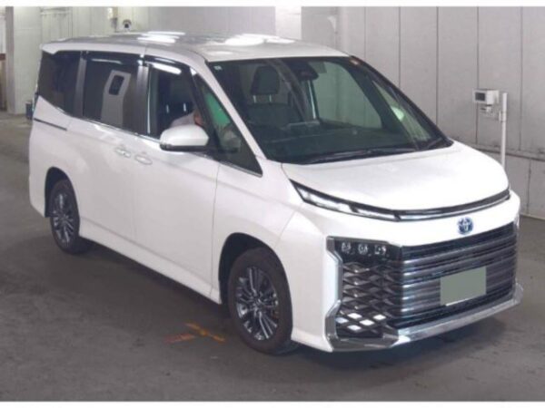 Ref:AUX-19680707 TOYOTA VOXY 2024 - Image 3