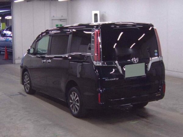 Ref:AUX-19680823 TOYOTA ESQUIRE 2019 - Image 2